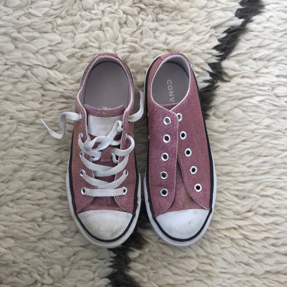 Girl pink sparkle converse. - Picture 1 of 3